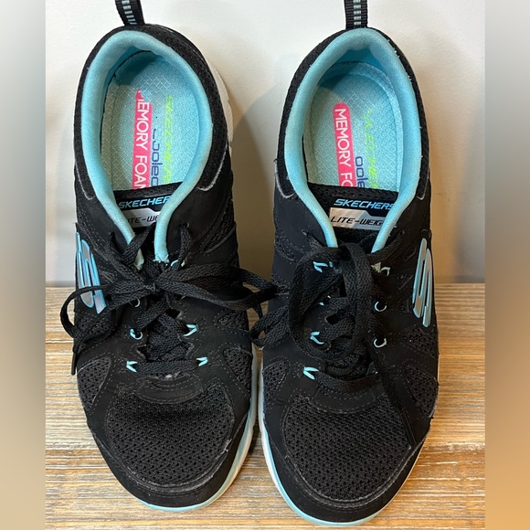 Skechers Shoes - Women's Wide Fit Skechers Flex Appeal 2.0 Walking Sneakers Black Suede Size 8